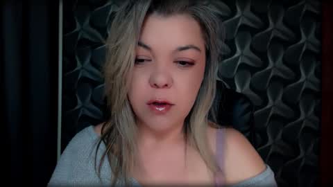 Snapshot of cyberdomme chatting on 27, 3, 2026 Full time mean bitch. online show from 27, 3, 2026