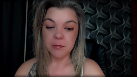 Snapshot of cyberdomme chatting on 30, 3, 2026 Full time mean bitch. online show from 30, 3, 2026