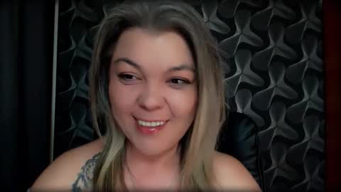 Snapshot of cyberdomme chatting on 21, 4, 2026 Full time mean bitch. online show from 21, 4, 2026