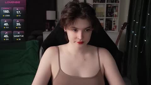 Helen Blossom online show from 26, 11, 2025