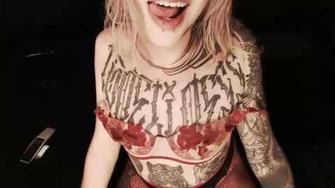 Nikki online show from 13, 12, 2025