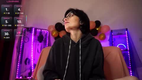 Lily Goddess online show from 30, 10, 2025