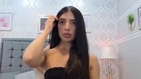 Snapshot of cynthia1fox chatting on 11, 3, 2026 Cynthia1fox online show from 11, 3, 2026