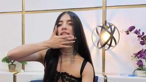 Snapshot of cynthia1fox chatting on 2, 4, 2026 Cynthia1fox online show from 2, 4, 2026