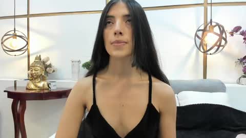 Snapshot of cynthia1fox chatting on 16, 4, 2026 Cynthia1fox online show from 16, 4, 2026