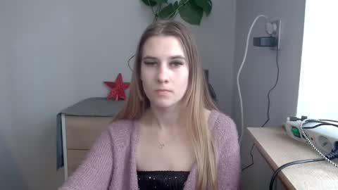 Snapshot of cyntianatural chatting on 30, 1, 2025 CyntiaNatural online show from 30, 1, 2025