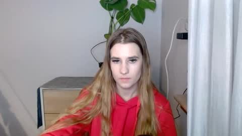 Snapshot of cyntianatural chatting on 14, 2, 2025 CyntiaNatural online show from 14, 2, 2025