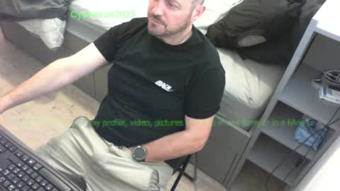 Snapshot of cypheros2025 chatting on 13, 4, 2026 Chris online show from 13, 4, 2026