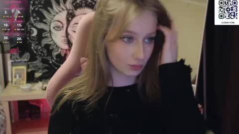 cyyberwhore online show from 25, 3, 2026