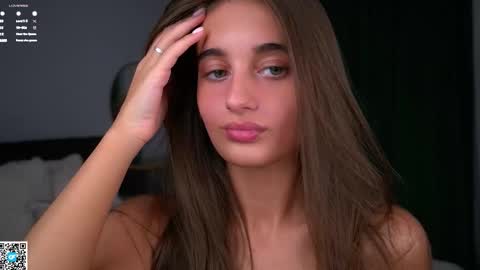 Isabella online show from 12, 11, 2025