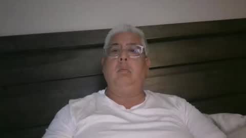 Snapshot of czar1974 chatting on 16, 11, 2025 czar1974 online show from 16, 11, 2025