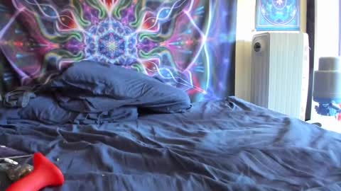 Andrew Thomas online show from 7, 10, 2025