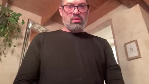 d4ddy858 online show from 22, 12, 2025