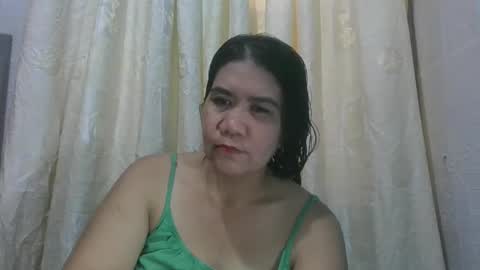 Snapshot of d84real chatting on 21, 10, 2025 Virg online show from 21, 10, 2025