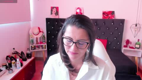 Snapshot of d_martii chatting on 16, 1, 2025 Mia online show from 16, 1, 2025