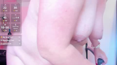 Snapshot of d_martii chatting on 17, 1, 2025 Mia online show from 17, 1, 2025