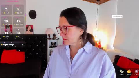 Mia  online show from 27, 11, 2025