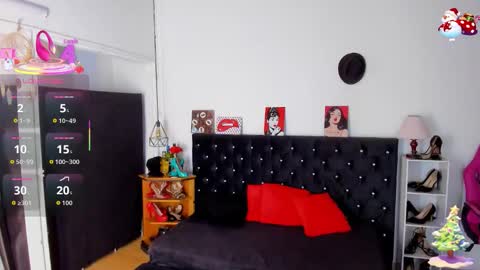 Mia  online show from 14, 12, 2025