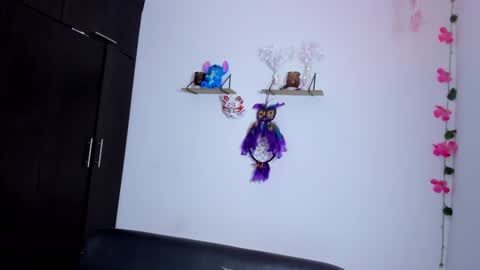 Ailyn  online show from 6, 2, 2025