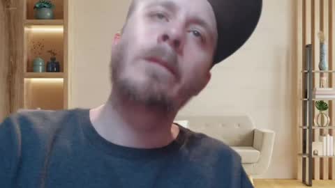 Snapshot of dabbydaddy25 chatting on 16, 5, 2026 dabbydaddy25 online show from 16, 5, 2026