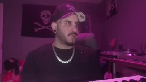 Snapshot of dabirdfree chatting on 12, 1, 2026 Destroyer online show from 12, 1, 2026