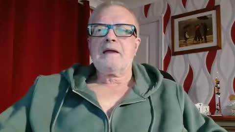 Snapshot of daddiescockforyou chatting on 13, 4, 2026 Brian ... online show from 13, 4, 2026