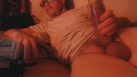Snapshot of daddiesmonstercock chatting on 11, 2, 2025 daddiesmonstercock online show from 11, 2, 2025