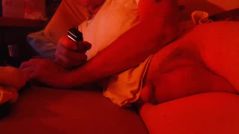 Snapshot of daddiesmonstercock chatting on 21, 11, 2025 daddiesmonstercock online show from 21, 11, 2025