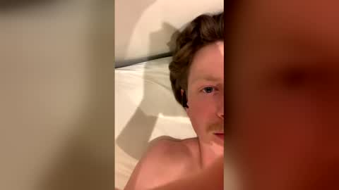 Snapshot of daddy__desires chatting on 19, 4, 2026 daddy__desires online show from 19, 4, 2026