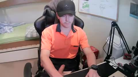 Snapshot of daddy__desires chatting on 27, 4, 2026 daddy__desires online show from 27, 4, 2026