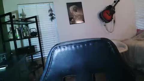 Snapshot of daddy_coal chatting on 8, 11, 2025 Daddy Cole online show from 8, 11, 2025