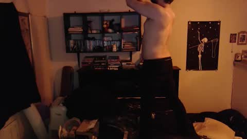 Snapshot of daddy_werewolf chatting on 27, 3, 2026 daddy_werewolf online show from 27, 3, 2026