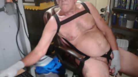 Snapshot of daddyass4u2breed chatting on 7, 10, 2025 daddyass4u2breed online show from 7, 10, 2025