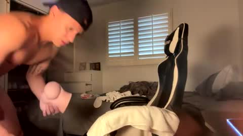 Snapshot of daddyfit95 chatting on 18, 7, 2026 daddyfit95 online show from 18, 7, 2026