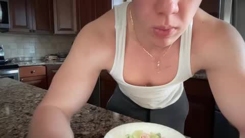 Snapshot of daddygmoney6969 chatting on 27, 2, 2025 daddygmoney6969 online show from 27, 2, 2025