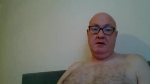Snapshot of daddyhere4uall6 chatting on 3, 11, 2025 daddyhere4uall6 online show from 3, 11, 2025