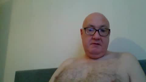 Snapshot of daddyhere4uall6 chatting on 10, 11, 2025 daddyhere4uall6 online show from 10, 11, 2025