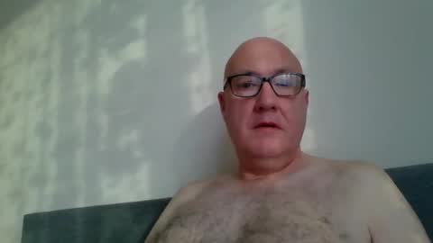 Snapshot of daddyhere4uall6 chatting on 12, 11, 2025 daddyhere4uall6 online show from 12, 11, 2025
