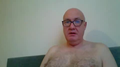 Snapshot of daddyhere4uall6 chatting on 19, 11, 2025 daddyhere4uall6 online show from 19, 11, 2025