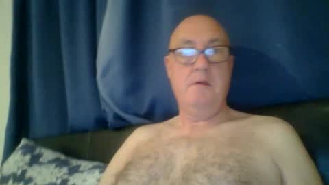 Snapshot of daddyhere4uall6 chatting on 23, 11, 2025 daddyhere4uall6 online show from 23, 11, 2025