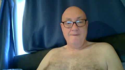 Snapshot of daddyhere4uall6 chatting on 28, 11, 2025 daddyhere4uall6 online show from 28, 11, 2025