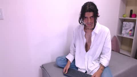 Snapshot of daddyisuues902440 chatting on 7, 3, 2025 tayler online show from 7, 3, 2025