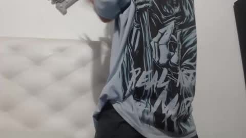 Snapshot of daddyisuues902440 chatting on 22, 4, 2026 tayler online show from 22, 4, 2026