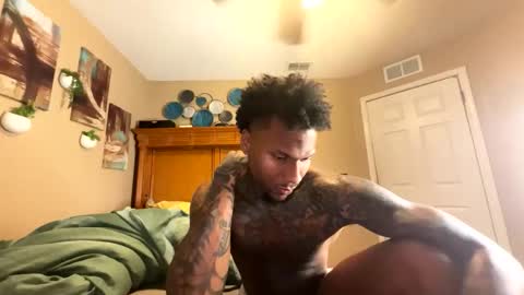 Snapshot of daddyjanimal chatting on 19, 11, 2025 sexy tatted king bbc online show from 19, 11, 2025