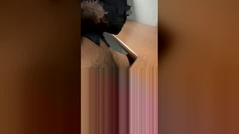 Snapshot of daddyleebbc chatting on 24, 4, 2026 DaddyLeeBBC online show from 24, 4, 2026