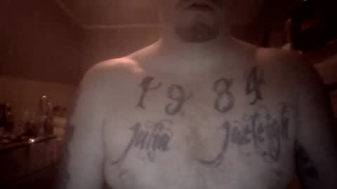 Snapshot of daddylong8499 chatting on 10, 10, 2025 daddylong8499 online show from 10, 10, 2025