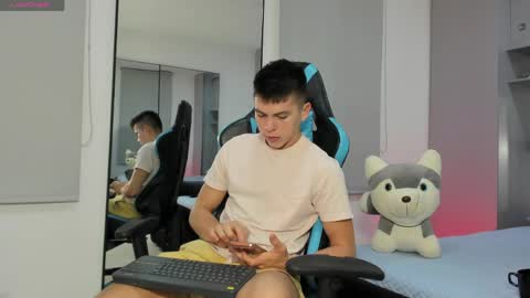Snapshot of daddyrich4u chatting on 1, 5, 2026 daddyrich4u online show from 1, 5, 2026