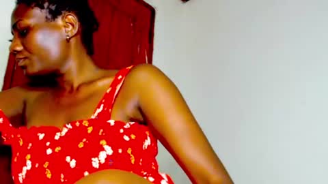Snapshot of daddys_naughtyslut chatting on 2, 8, 2026 tee online show from 2, 8, 2026
