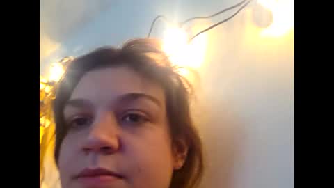 Snapshot of daddyscumslut211 chatting on 19, 12, 2025 fairylee21 online show from 19, 12, 2025