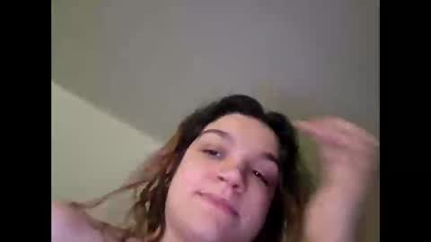 Snapshot of daddyscumslut211 chatting on 23, 12, 2025 fairylee21 online show from 23, 12, 2025